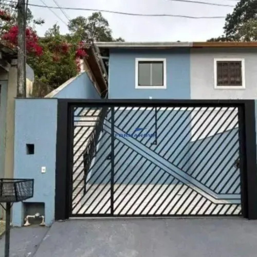 Casa com 3 quartos sendo 1 suíte para alugar na Granja Viana - Cotia/SP