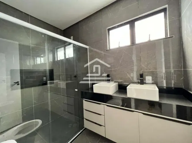 Casa em Condomínio 188m² no Eusébio, Condomínio com 289 lotes / 04 quartos - TR168525 ESB