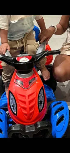 Carrinho de Passeio Infantil Quadriciclo Homem Aranha
