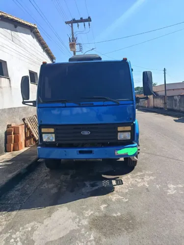 Vendo Ford cargo 1317