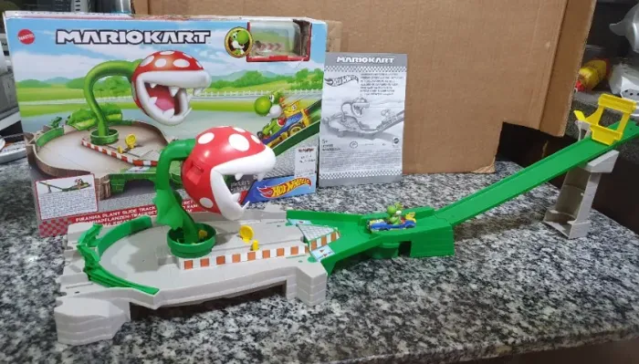 Pista Mario Kart Hot Wheels Planta Carnivora com caixa e manual