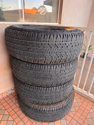 Pneus para DODGE RAM 