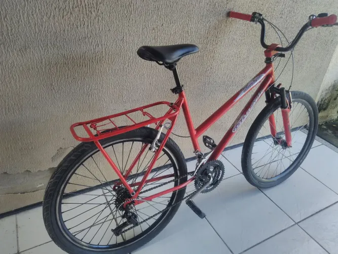 Bike Monark aro 26.