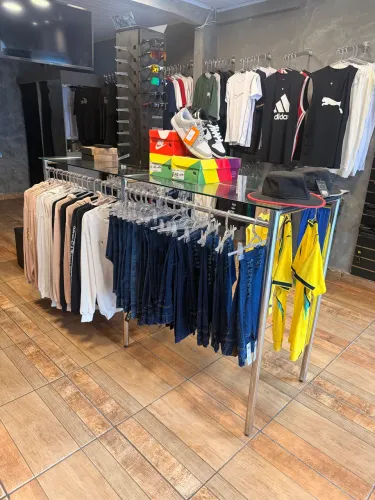 Itens para loja de roupa