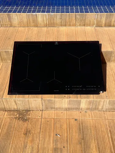 Fogão de indução Electrolux