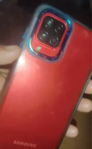 Vendo um sansung galaxy a12