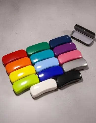 Estojo de oculos plástico 