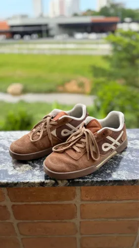 Tênis OUS nº39 (Usado Apenas 1 Vez), Parcelo no Cartão ate 12x com acréscimo