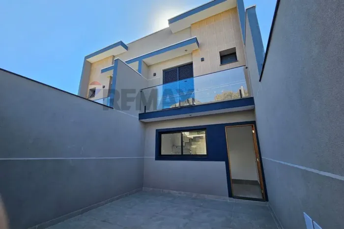 Sobrado novo à venda no Jardim Paraíso  Conceito Moderno