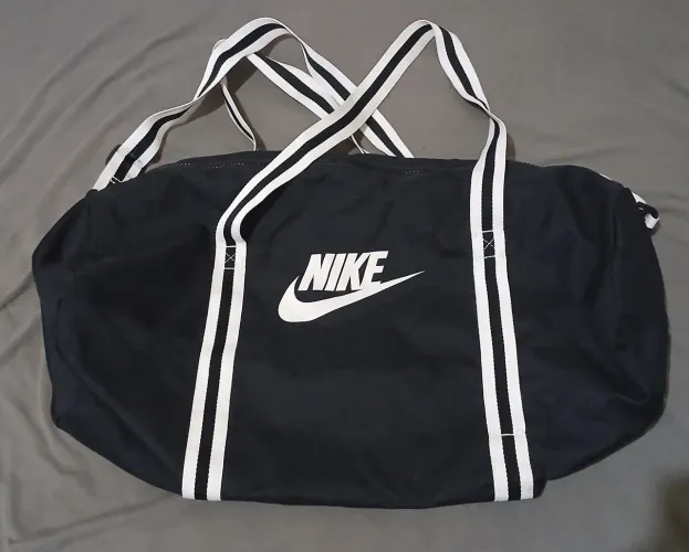 VENDO BOLSA NIKE