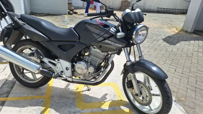 Cbx twister 250 2008 