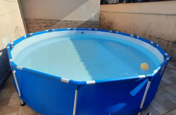 Piscina MOR 7.000L Completa + Bomba Bestway 3.000L/h e Acessórios