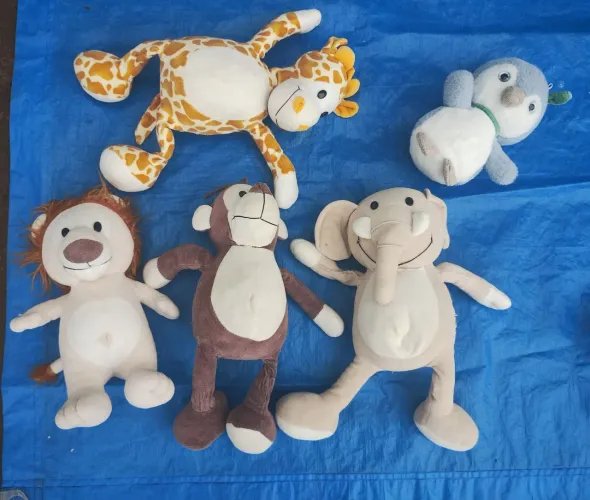 pelúcias diversas 