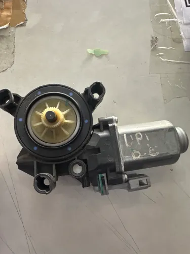 Motor do Vidro Elétrico VW UP Dianteiro Esquerdo Original