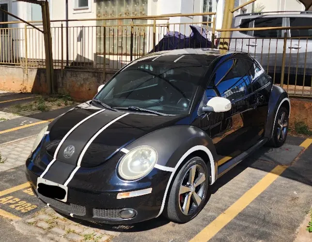 Volkswagen New Beetle 2.0 MI Mec./aut. 2010