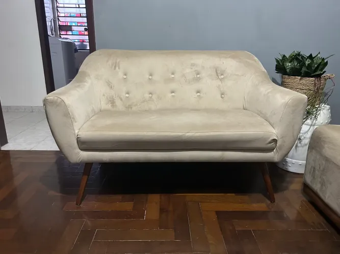 Sofá namoradeira retrô