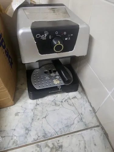 Vendo maquina de café espresso eletrolux