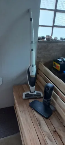 Aspirador de pó sem fio electrolux