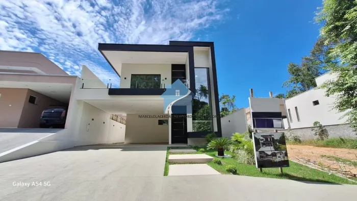 Casa no Condomínio Alphaville IV - Ponta Negra