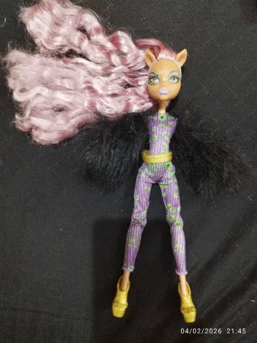 Clawdeen wolf monster high ghouls rule incompleta