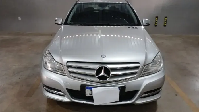 Mercedes-Benz C-180 CGI Classic 1.8 16V 156cv Aut. 2012