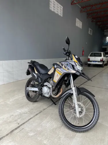 Honda XRE 300 Adventure ABS 2023 - Apenas 20.600 km - Muito Conservada