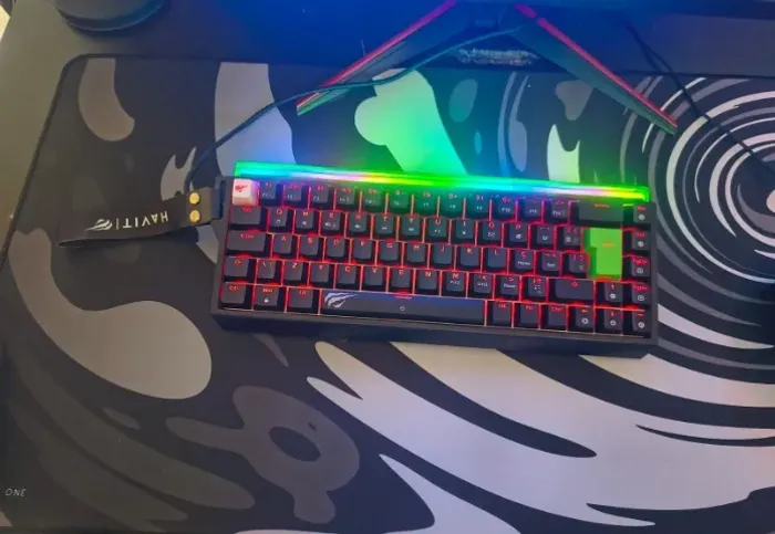 teclado magnetico havit kb921l pro rgb abnt2