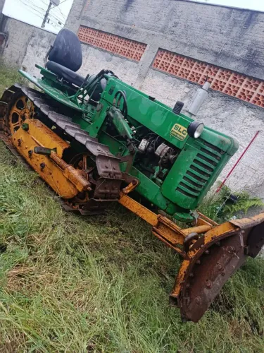 Jonn Deere 37 relíquia gás X gasolina. R$ 36.500,00