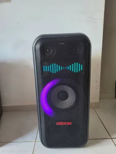 Caixa de som LG xboom XL7S Bluetooth 250w