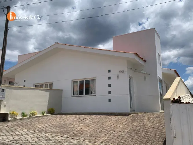 Casa com 3 dormitórios à venda, 86 m² por R$ 590.000 - Bom Jesus dos Perdões - Atibaia/SP