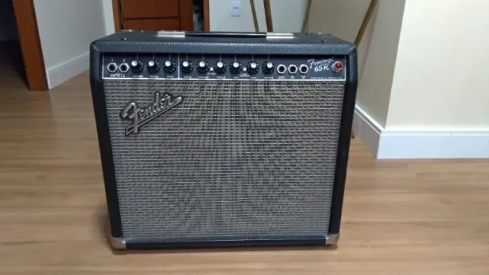 Cubo/Amplificador Fender Frontman 65r