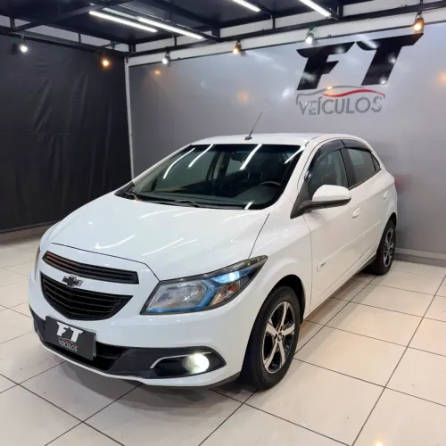 Chevrolet Onix Hatch LT 1.4 8V Flex Mec. 4P 2015