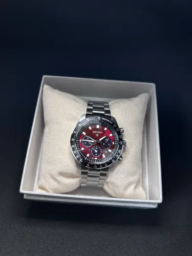 Relógio seiko Speedtimer Chrono Solar Vermelho SSC927