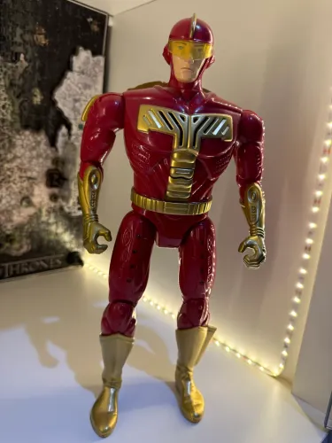 Boneco Turbo Man