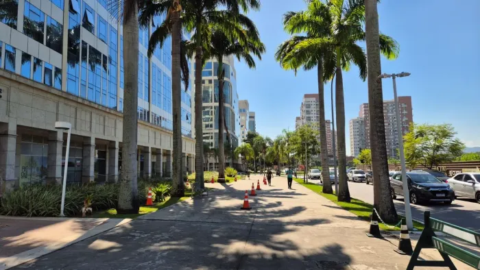 Aluguel de salas comerciais no Centro Metropolitano, Barra da Tijuca, Rio de Janeiro