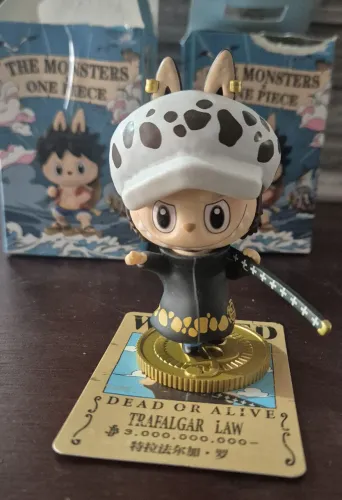LABUBU THE MONSTERS x ONE PIECE - TRAFALGAR LAW | ORIGINAL DA CORÉIA