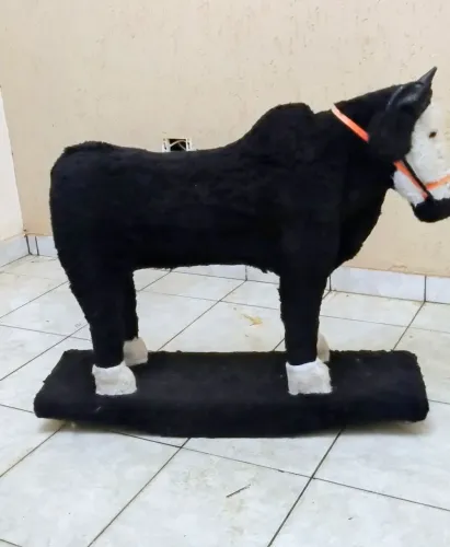 Vaca de balanço - brinquedo 