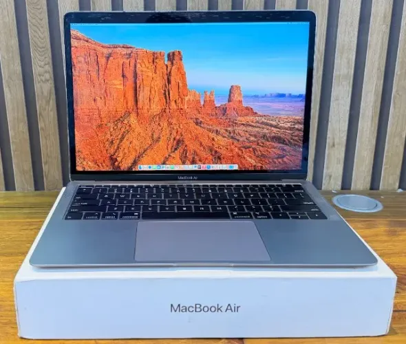 Macbook Air A1932 2019 Retina I5 Mem 8gb C/ Caixa