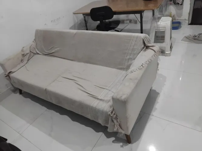 Sofa branco 3 lugares
