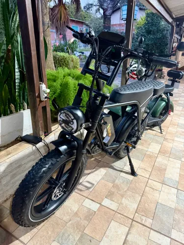 bicicleta eletrica V8 autopropelido