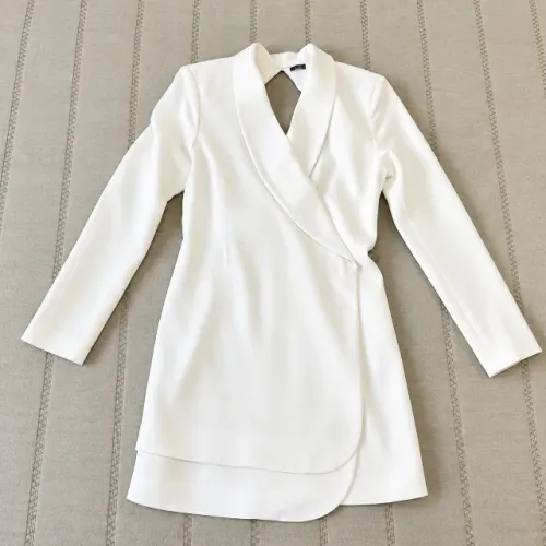 vestido blazer branco