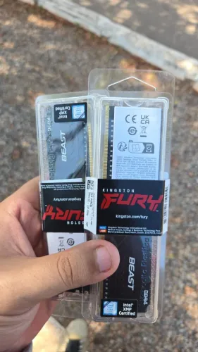 16 GB DDR4 (2x8) Kingston Fury