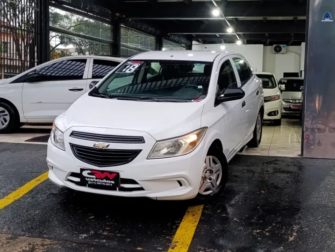 Chevrolet Onix JOY Hatch 1.0 8V Flex Mec. 4P 2018