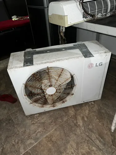 Ar-Condicionado Split LG 24.000 BTUs - Frio e Quente (Excelente Estado)