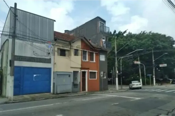 GALPÃO/SALÃO COMERCIAL PARA LOCAÇÃO | 220M² | EXCELENTE LOCALIZAÇÃO NA CASA VERDEe