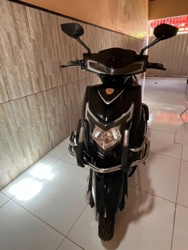Triciclo Elétrico Smartway Evolution 1000, Autonomia 30km, Sem CNH