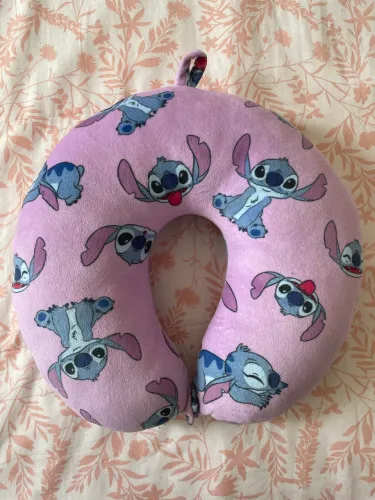 Almofada de pelúcia de pescoço Stitch