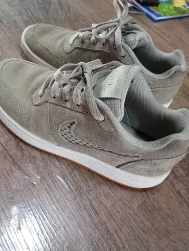 Vendo tênis NIKE