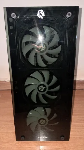 GABINETE TIPO TORRE COM 4 FANS
