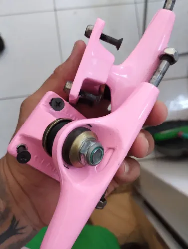 Truck skate street